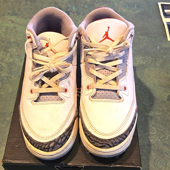 Jordan 4 Retro - Picture 1 of 8